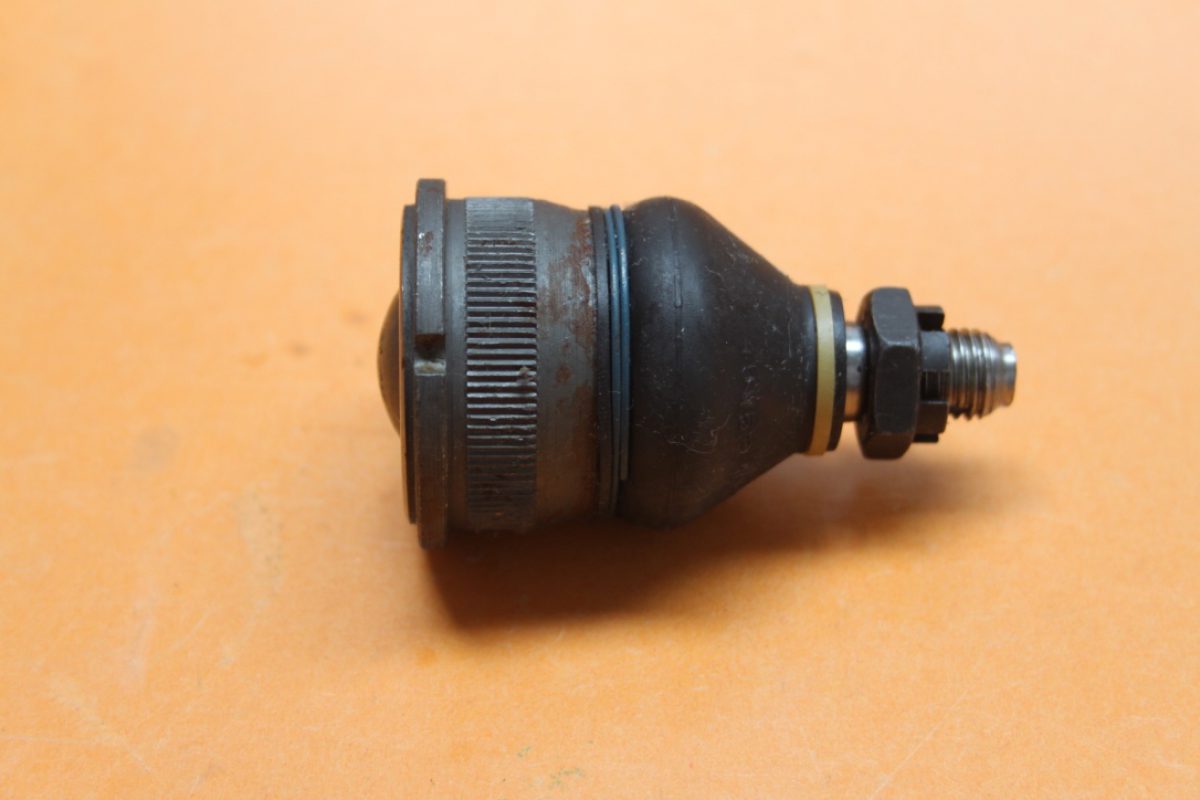 Radgelenk Traggelenk Ball Joint OPEL Kadett B 352805 Oldtimerhandel